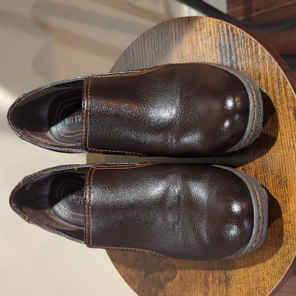 Women's Brown Slip-On Shoes Boots